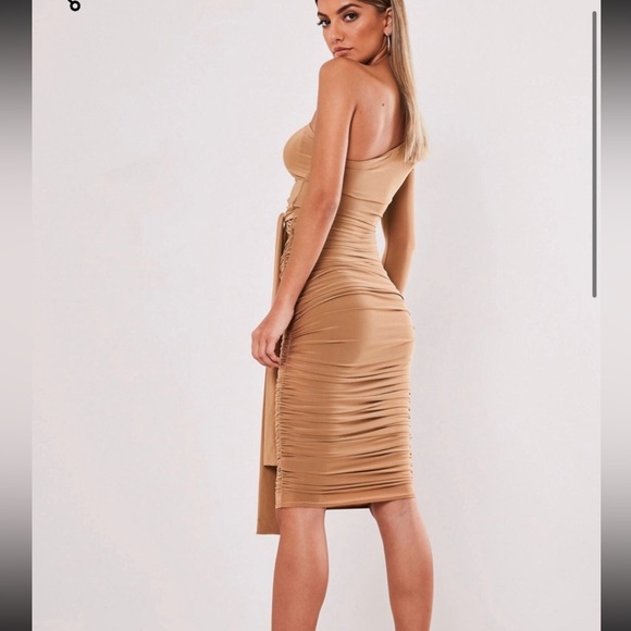 Missguided Camel One Shoulder Slinky Bodycon Ruched Beige | US Size: 14 - Picture 5 of 6